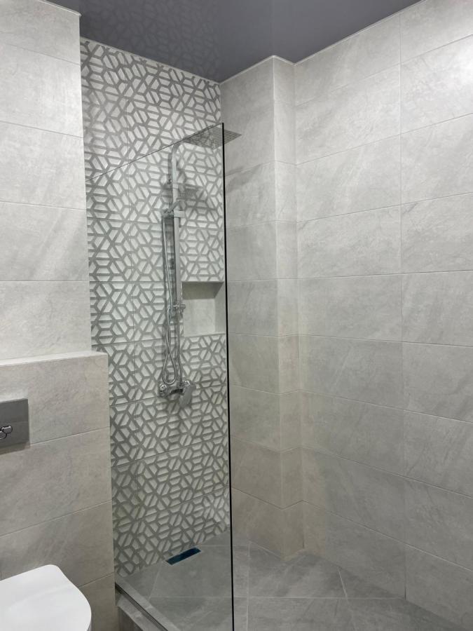 Hotel Biota Квариати Екстериор снимка