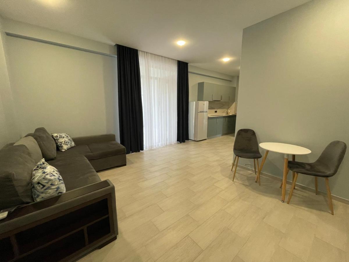 Hotel Biota Квариати Екстериор снимка
