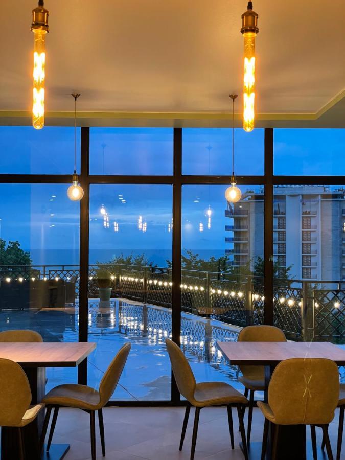 Hotel Biota Квариати Екстериор снимка
